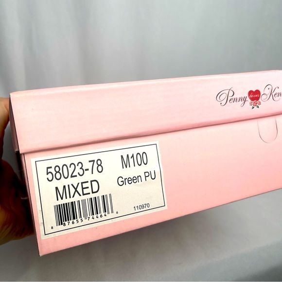 Penny Loves Kenny Mixed Olive Drab Green Combat Heels with Patches Size 10 Pumps - Picture 3 of 6